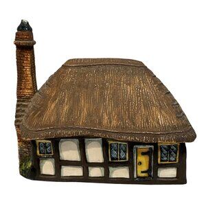 English Cottage Figurine Thatched Roof & Chimney Vintage Handcrafted 4.25 x 3.5"
